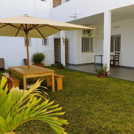 Villa Ty Milyn Mazela Sa ดาการ์ ภายนอก รูปภาพ