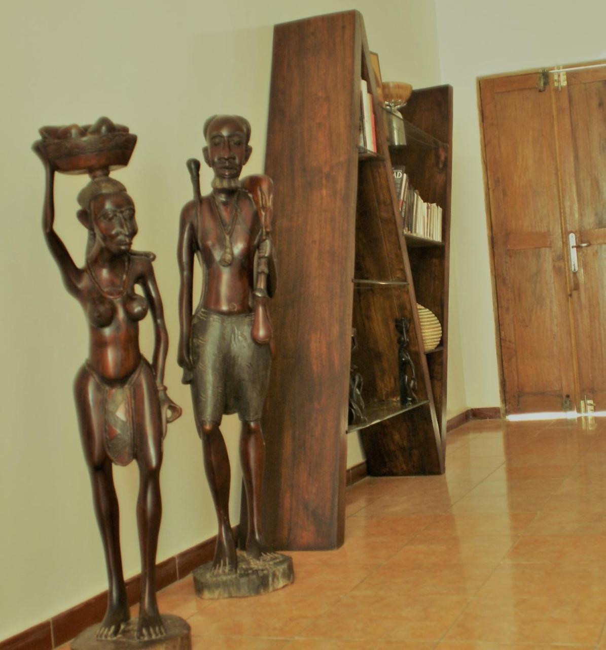 Villa Ty Milyn Mazela Sa ดาการ์ ภายนอก รูปภาพ