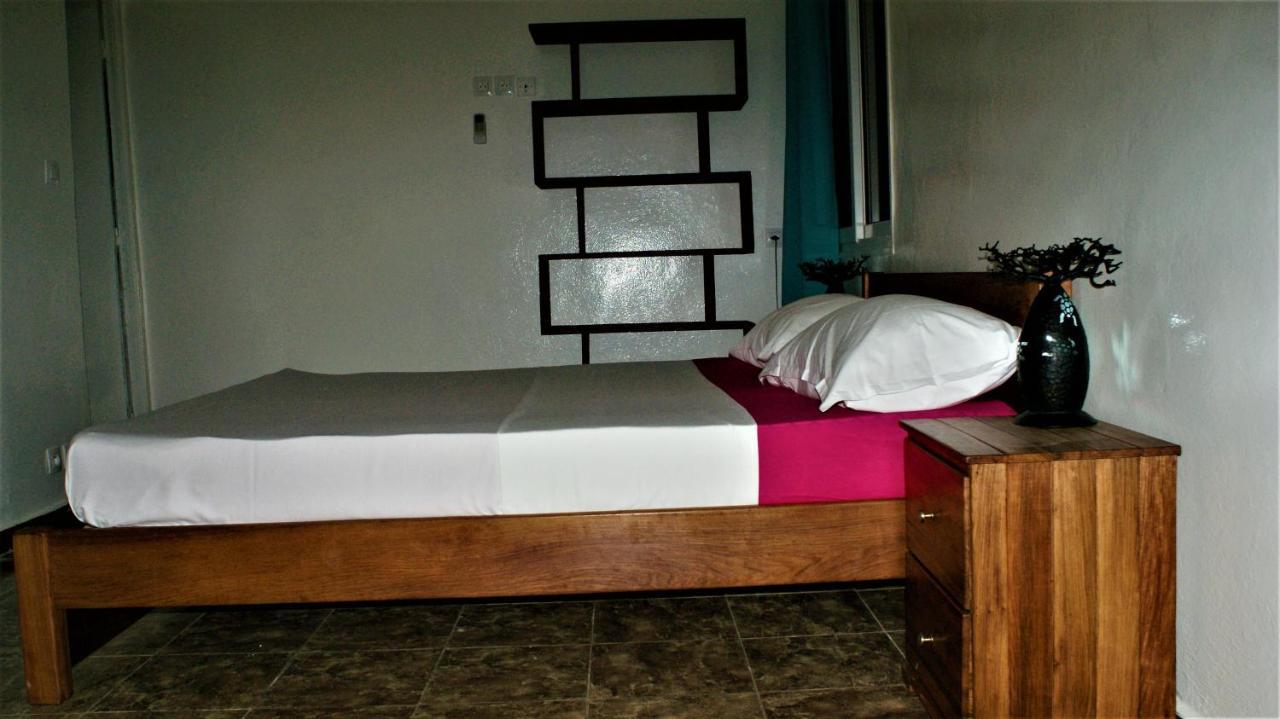 Villa Ty Milyn Mazela Sa ดาการ์ ภายนอก รูปภาพ