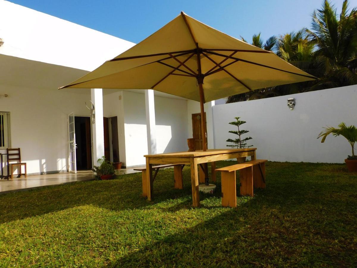 Villa Ty Milyn Mazela Sa ดาการ์ ภายนอก รูปภาพ
