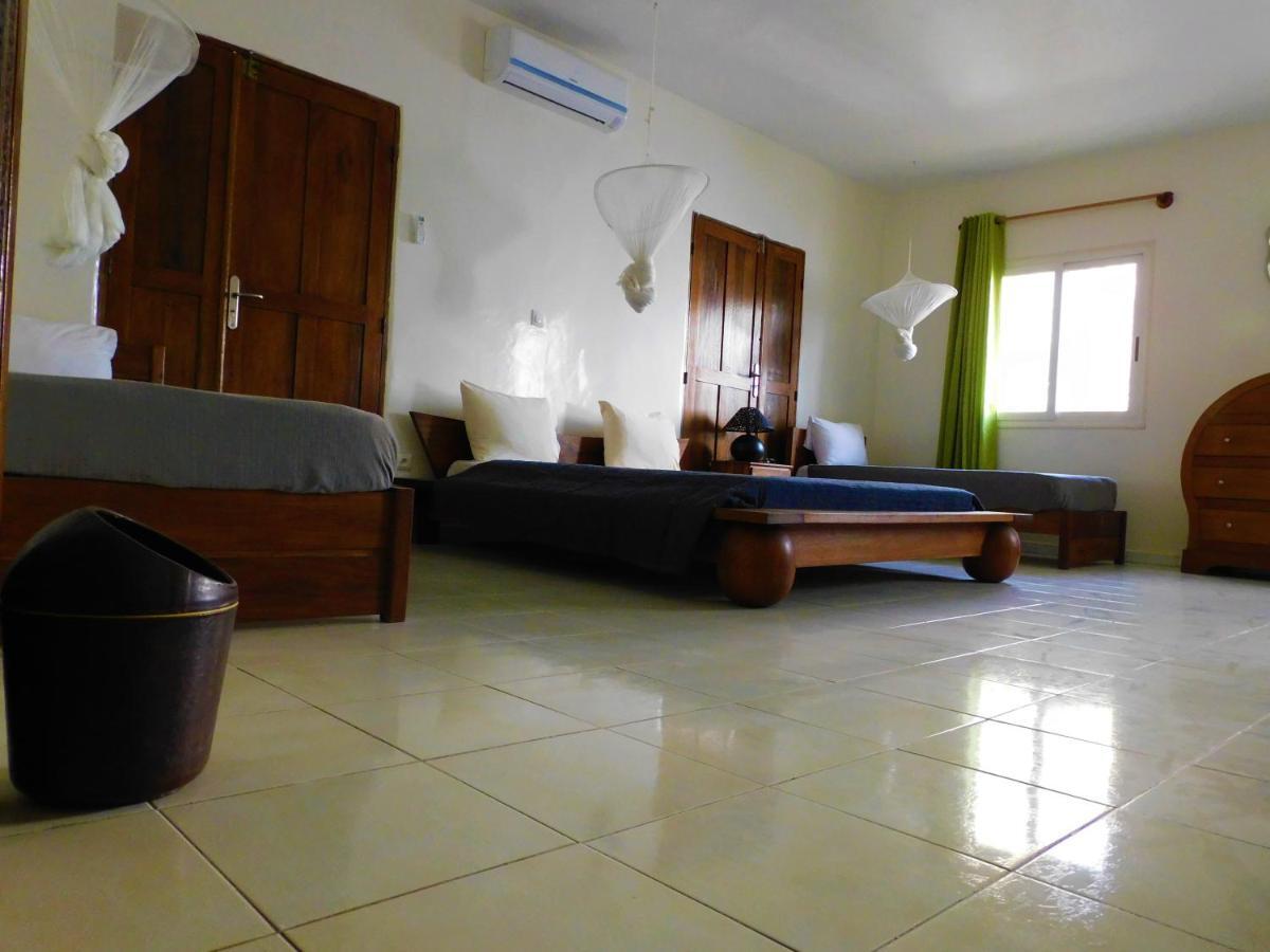 Villa Ty Milyn Mazela Sa ดาการ์ ภายนอก รูปภาพ